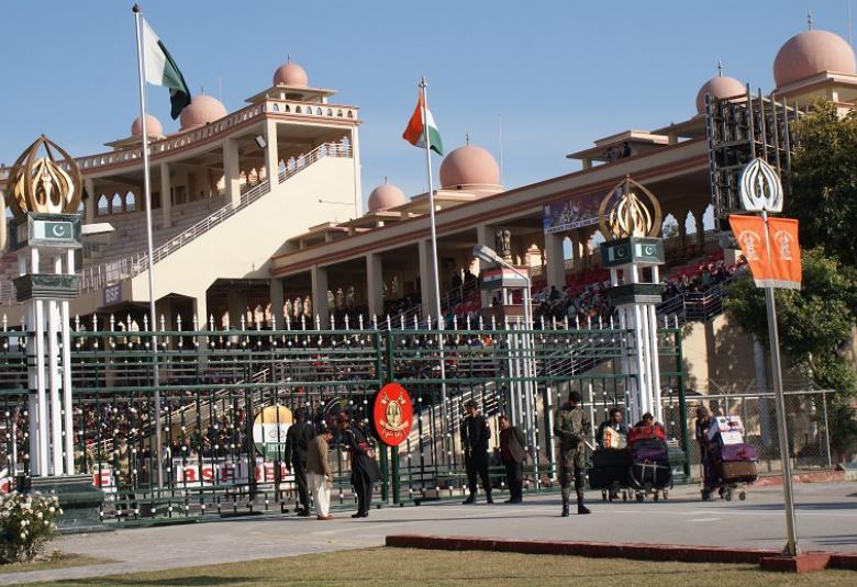 Пограничная церемония в Вагахе