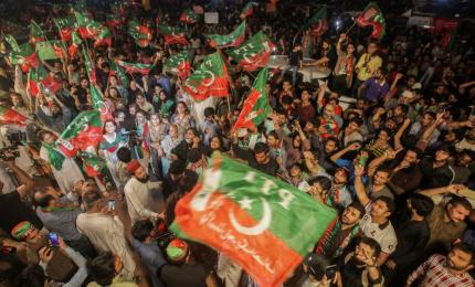 Акции в поддержку Имрана Хана